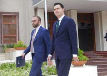 Dorëheqja e Bashës, kush e merr tani drejtimin e PD-së