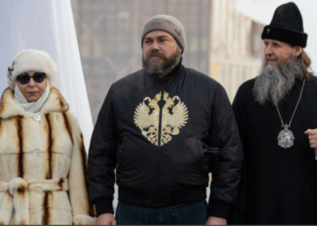 Oligarku që ngriti rrjetin e propagandës ruse në Evropë dhe Greqi