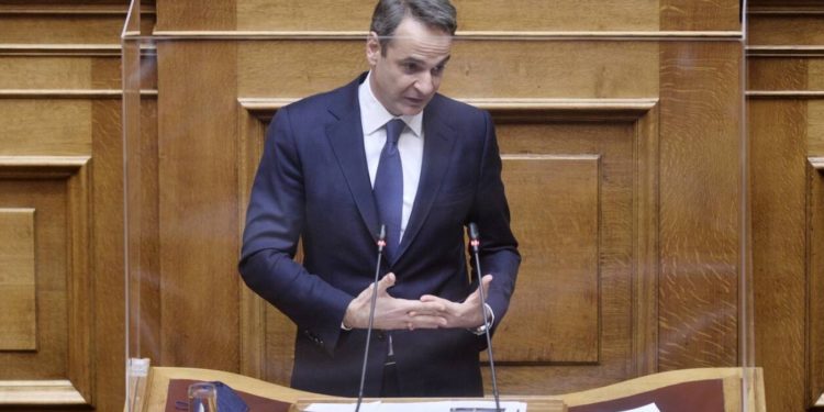 Mitsotakis trondit Greqinë: Kompanitë e naftës të dorëzojnë fitimet e padrejta!