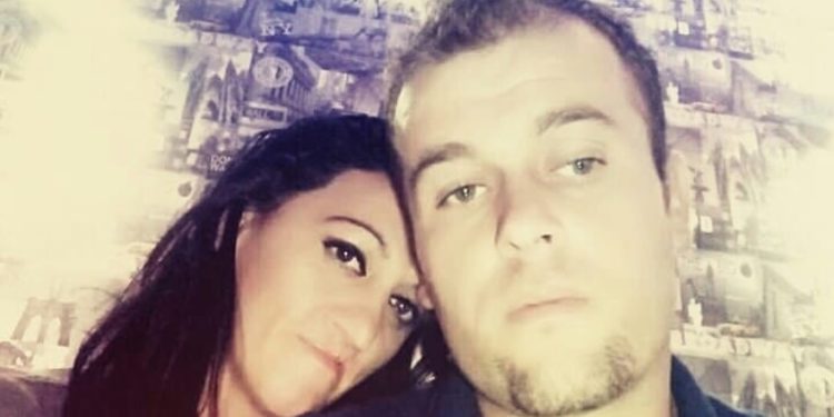 Një shtetas grek, identifikohet vrasësi i familjes shqiptare. Iu kishte dhënë shtëpinë me qira