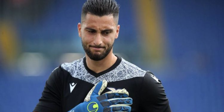 Portieri i Kombëtares Shqiptare drejt Premier League, ja për cilin klub pritet të luajë