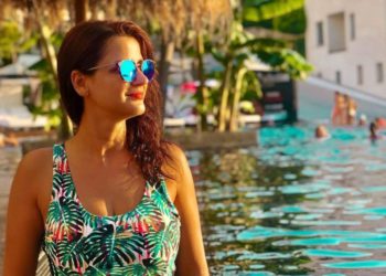 Spartak Ngjela i bëri komentin pikant në foto, flet këngëtarja e njohur: Nuk është hera e parë që e bën