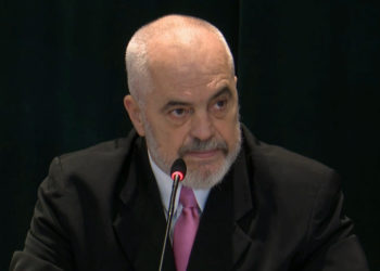 Sezoni turistik 2022/ Rama: Do të jetë më i miri! Shpresoj që shqiptarët mos na turpërojnë në sytë e botës