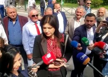 Jozefina Topalli rikthehet në PD: S’kam nevojë për karrige apo për të qenë deputete, për të bërë beteja