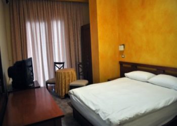 39 vjeçari gjendet i pajetë në një dhomë hoteli