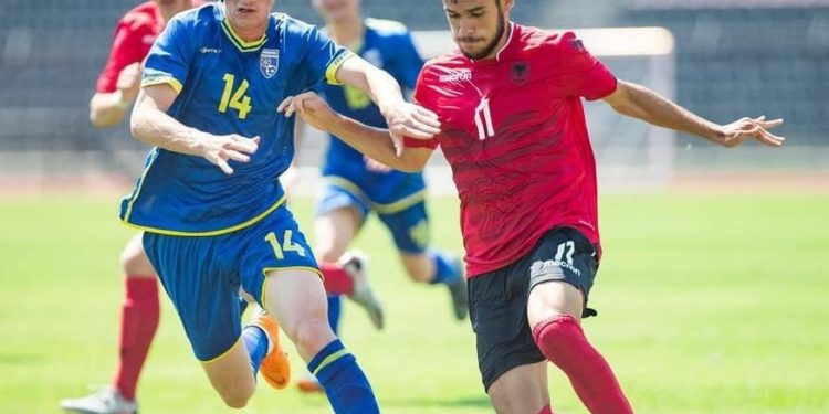 Me zemrën e Xhakës e vizionin e Modric: Dejvid Janaqi, talenti që nisi gjithçka nga rrugët e Greqisë