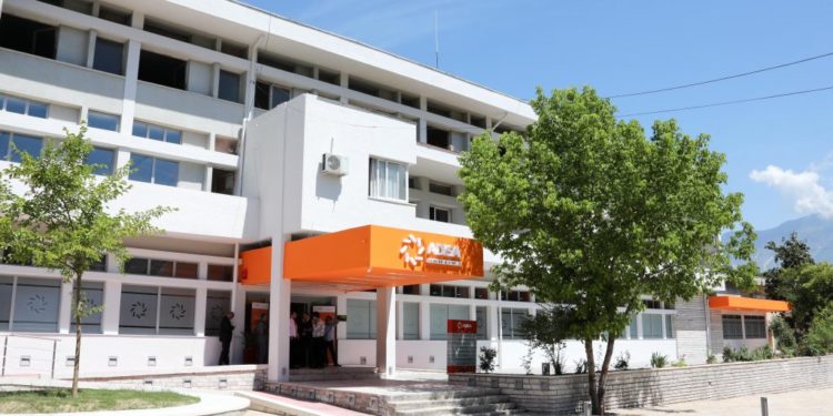 Mbyllet një tjetër institucion në Gjirokastër