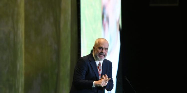 Rama thirrje SPAK për të hetuar Sali Berishën: Hiqjani gurin nga qafa Shqipërisë!