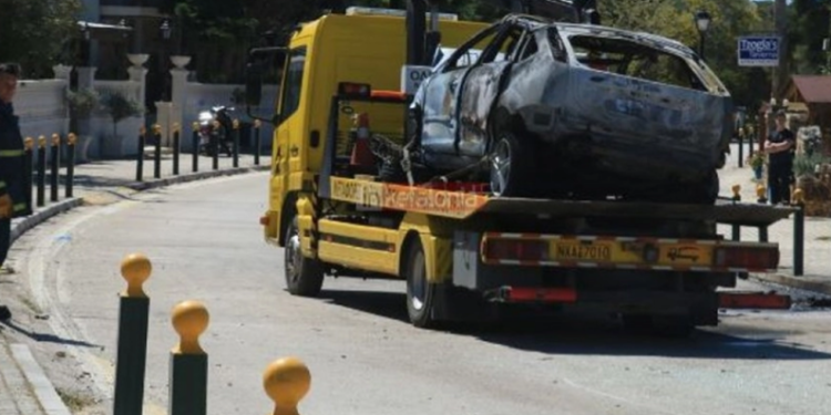 Tragjike në Greqi, makina me 4 të rinj shqiptarë merr flakë, digjet 17-vjeçari