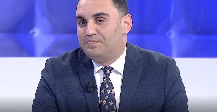 Këlliçi: Garoj për kryetar të PD vetëm nëse tërhiqet Berisha