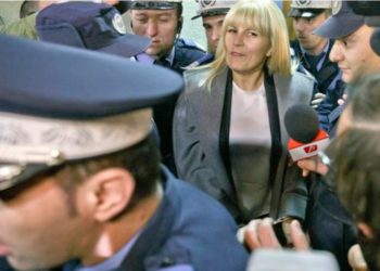 Gjykata e dënon me 6 vite burg për korrupsion, arrestohet në kufirin grek ish-ministrja