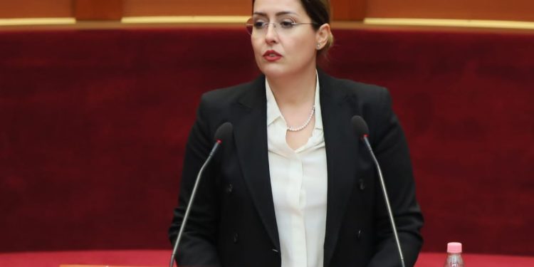 Shqipëria kontratë për 1 milion vaksina të tjera, Manastirliu: Po diskutohet aplikimi i dozës së katërt