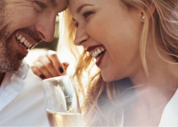 Nuk është “Të dua”, kjo është fjala që burrat duan të dëgjojnë nga gratë