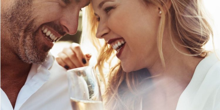 Nuk është “Të dua”, kjo është fjala që burrat duan të dëgjojnë nga gratë