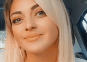 Aksidenti tragjik në Itali, mes dhimbjesh dhe lotësh përcillet në banesën e fundit vajza shqiptare