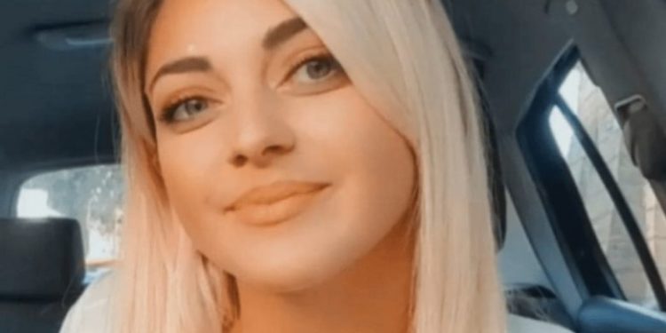 Aksidenti tragjik në Itali, mes dhimbjesh dhe lotësh përcillet në banesën e fundit vajza shqiptare