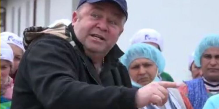 Gjergj Luca ngre rrogat e punonjësve: Ju lutem çoni zërin e protestoni, unë do dal me ju para Kryeministrisë (VIDEO)