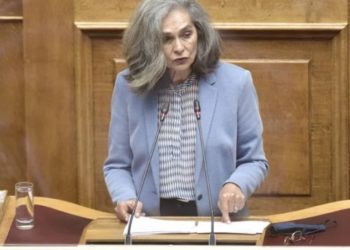 Për herë të parë në Parlamentin grek, deputetja flet për pakicë kombëtare shqiptare: Në shkolla duhet të mësojnë gjuhën e tyre (VIDEO)