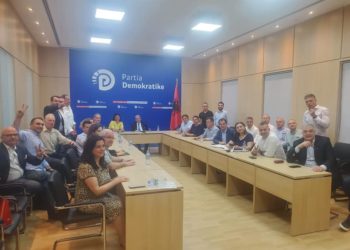Publikohet lista e deputetëve për Kryesinë e PD-së