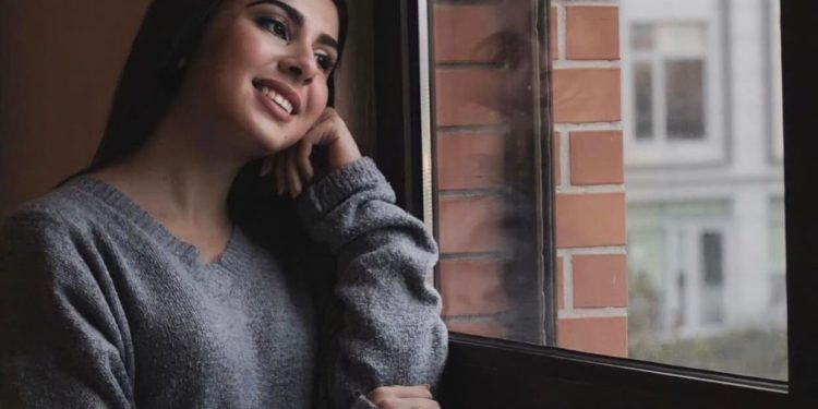 U aksidentuan me makinë, ndërron jetë 22-vjeçarja, në gjendje kritike mikja e saj