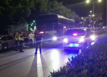 Plas dhuna edhe te Kryeministria, tifozët italianë kundër policisë