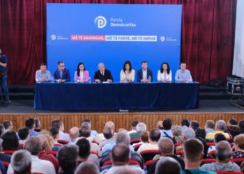 Sali Berisha: Unë jam misionar, do shpëtoj Shqipërinë nga Rama