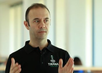 Detajet e finales së Conference League, çfarë do të ndodhë në Tiranë më 25 maj (VIDEO)