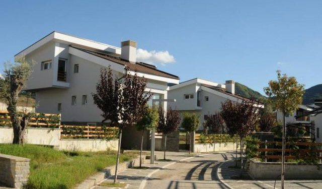 Vilat e politikanëve, koha e transparencës!