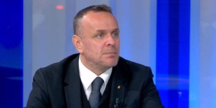 Zbulohet çfarë është pajisja e dyshimtë në jug të Shqipërisë, eksperti: Operacion shumë i madh i ushtrisë!