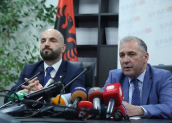 Operacion i SPAK dhe Policisë së Shtetit në disa qytete: Goditen 8 grupe kriminale, 18 të arrestuar