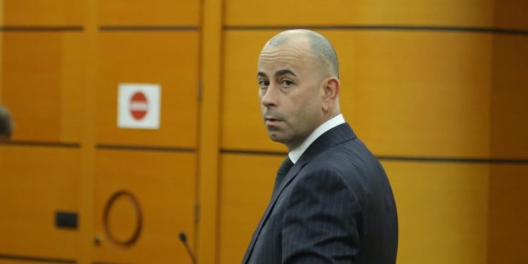 Problemet me pasurinë, rihapet vettingu për gjyqtarin Emiljano Ruli