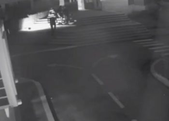 Ndjekje si nëpër filma, arrestohen grabitësit e refugjatëve në Gjirokastër (VIDEO)