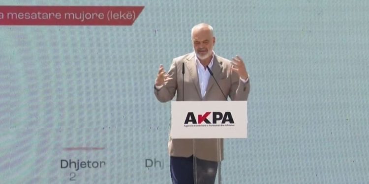 “1,500 vende të lira pune” Rama: Punë ka, por nuk ka profesionistë