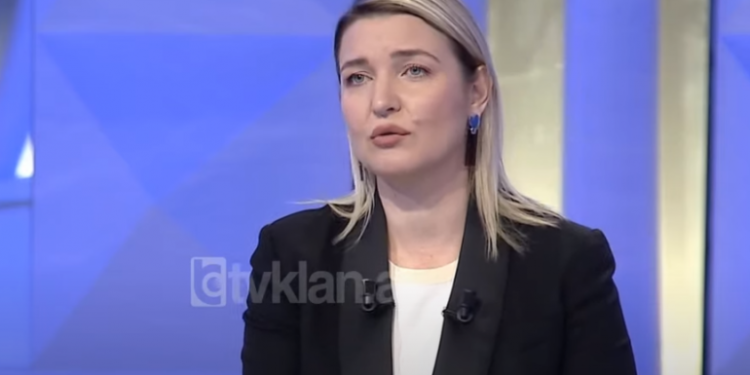 Butrinti me koncension, ministrja Margariti e mohon: Shteti është palë