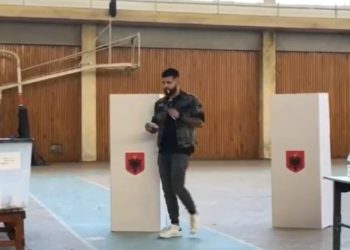 Demokratët e Gjirokastrës votuan për kryetarin e ri të PD, flet Tritan Shehu: Po shkojmë drejt përballjes me regjimin (VIDEO)