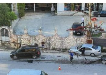 Aksident në Sarandë, raportohet për të plagosur