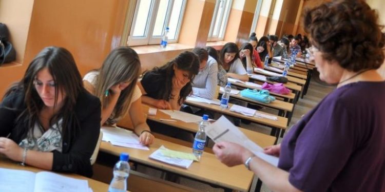Nga testi i analfabetizmit tek matura dhe minimatura, si do zhvillohen provimet këtë vit