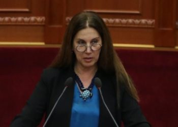 Butrinti në duart e një fondacioni, Kumbaro: E kundërshtojnë vetëm ata që privatizonin pronat brenda qytetit antik!