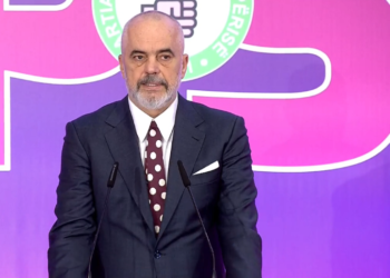 Rama këshillon socialistët: Të mos përfundojmë si kundërshtarët tanë
