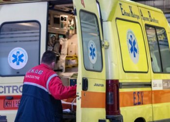 Plas sherri mes çiftit, e dashura nevrike përplas me makinë partnerin