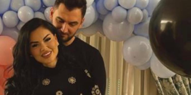 Marjola Kaçani bëhet nënë për herë të parë, Jurgeni i dedikon këngë nipit të porsalindur (VIDEO)