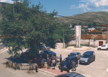 Qesharake/ Kanali vaditës në Shën Vasil në katër vite vetëm tre herë ujë ka çuar në tokat bujqësore