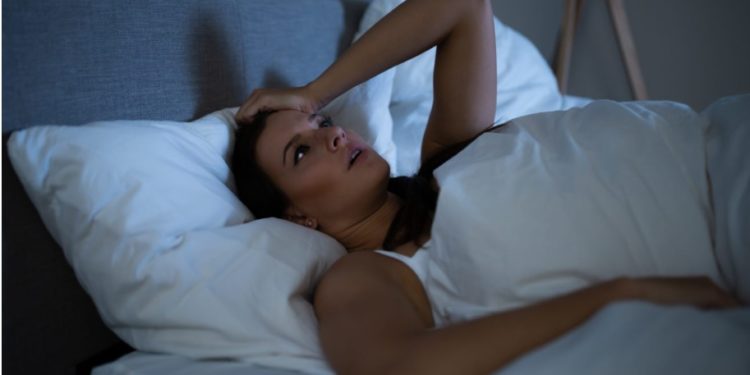 Nëse këtë e bëni gjatë gjumit, mund t’ju rrezikohet shëndeti