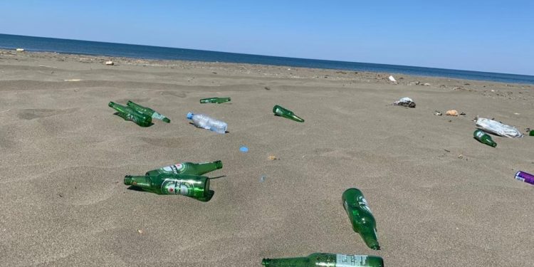 Ju nuk meritoni as plazh publik, pas park as diell