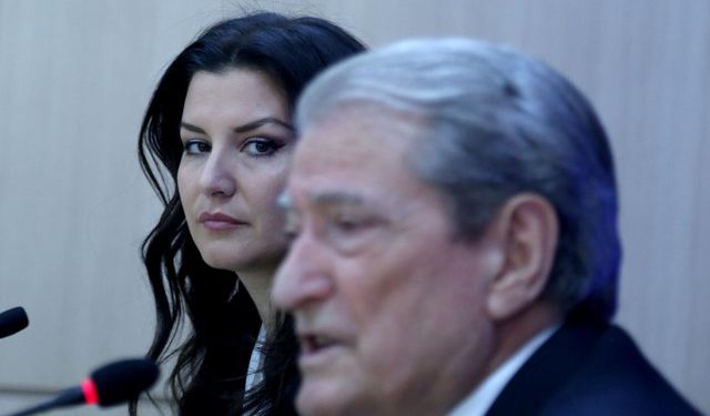 Zëdhënësja e Berishës tregon përplasjet me vjehrrën për shkak të PD: Shpesh herë ka patur dhe nervozizëm, nuk jemi kuptuar dot