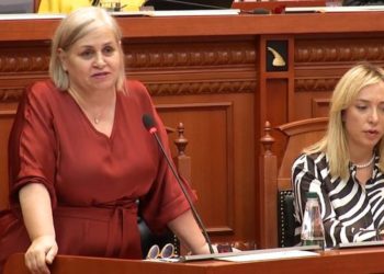 Ministrja Ekonomi: Rritja ekonomike në Shqipëri është e nivelit të lartë, njerëzit kanë vënë lekë në bankë