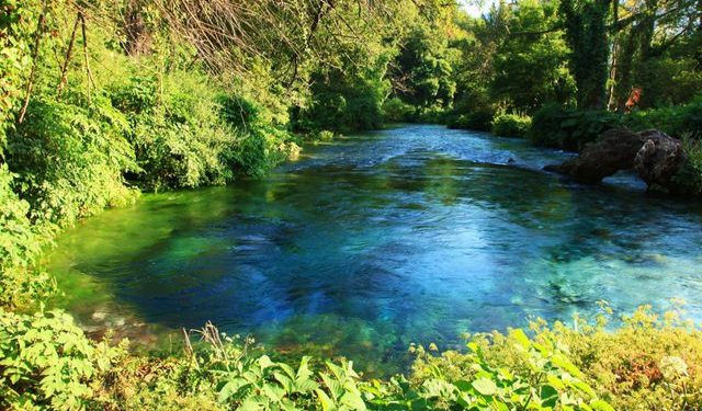 “Syri i Kaltër” do i jepet Greqisë? Ministria e Turizmit: Ja si qëndron e vërteta