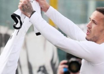 Manaj kthehet në “Camp Nou”, sulmuesi ka një mesazh për tifozët e Spezias