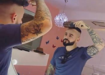 Rrëfimi i babait të Aleksit të Memaliajt: Qëndrova një javë te shtëpia e tij, nuk kam parë asnjë shqetësim. Kur u martova sërish më tha mirë bëre babi…