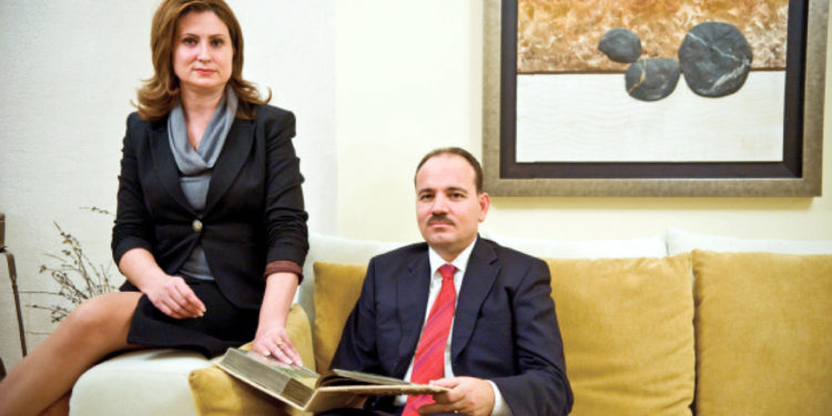 Bujar e Odeta Nishani, dashuria e pedagogut dhe studentes!